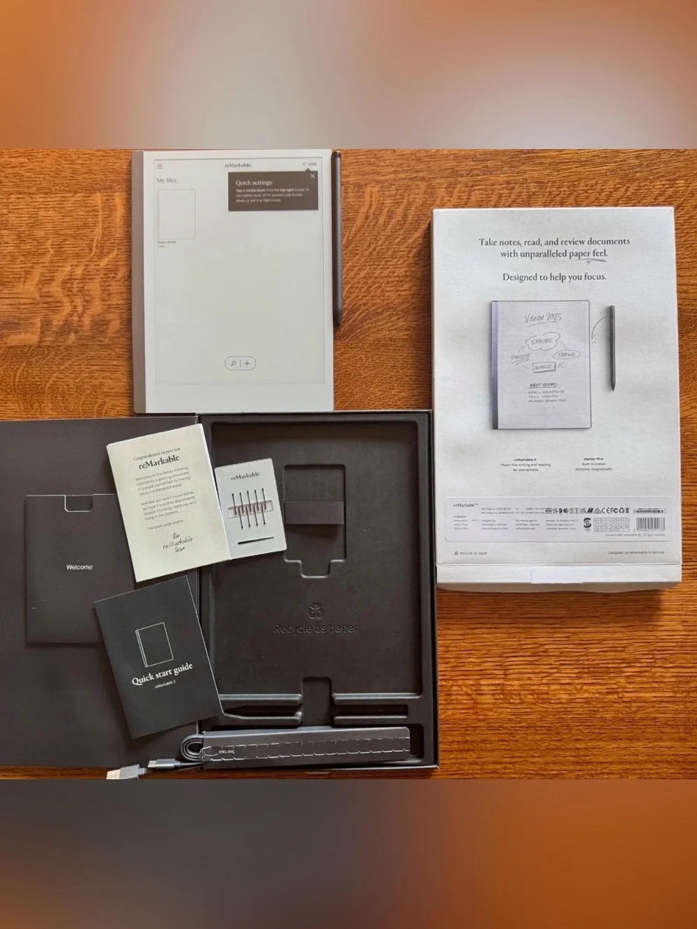 reMarkable 2 Paper Tablet - with Marker and extra tips